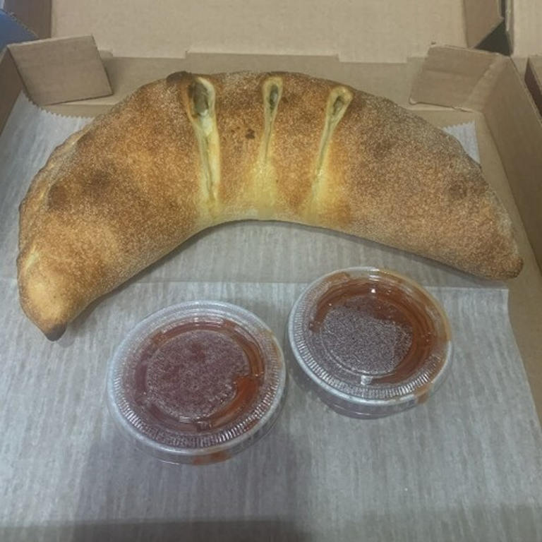 Delicious Calzones: A Pizza Lover's Dream