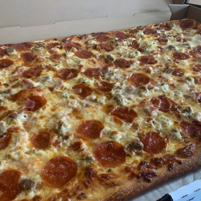Meat Lovers Pizza (16" Large).